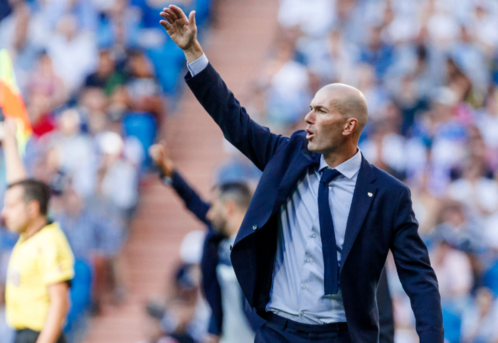 8868体育8868 SPORTS-恭喜皇马!齐达内考虑复出,采访透露秘诀,姆巴佩偷着乐|齐内丁·齐达内|基利安·姆巴佩|皇家马德里|哈维-阿隆索|C罗_新浪体育_新浪新闻