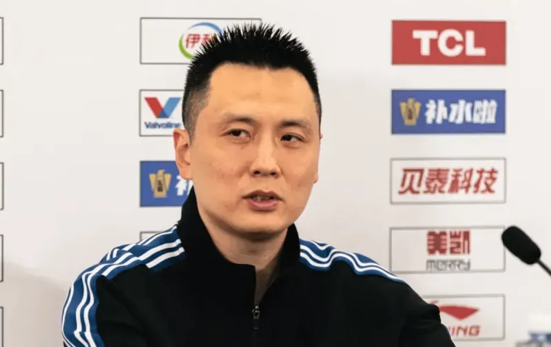 卢伟:很荣幸能带到这么好的球员,球队每个人都牺牲很多